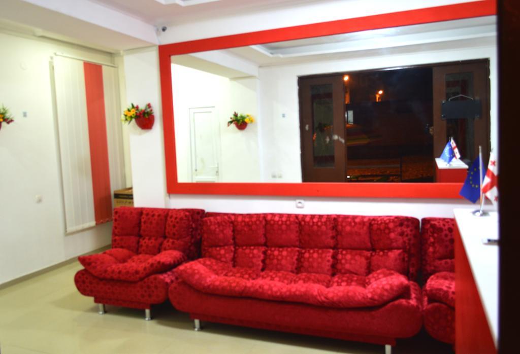 Theodora Hotel Уреки Екстериор снимка